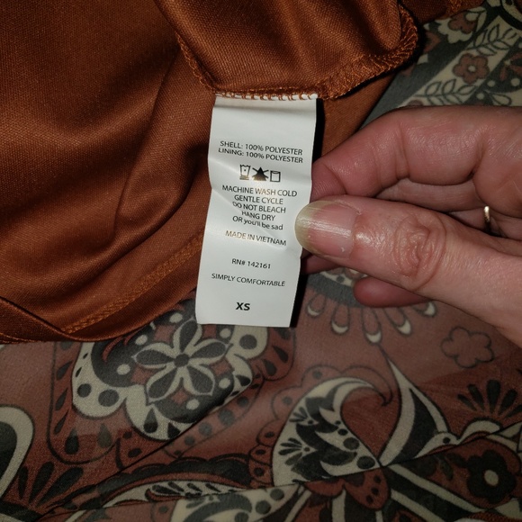 *LuLaRoe* Brown floral skirt, medium - Picture 6 of 6